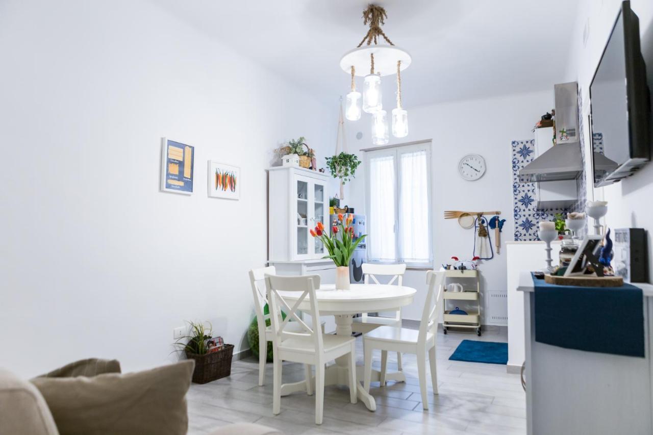 Casa Romito Acomodação com café da manhã Trani Exterior foto