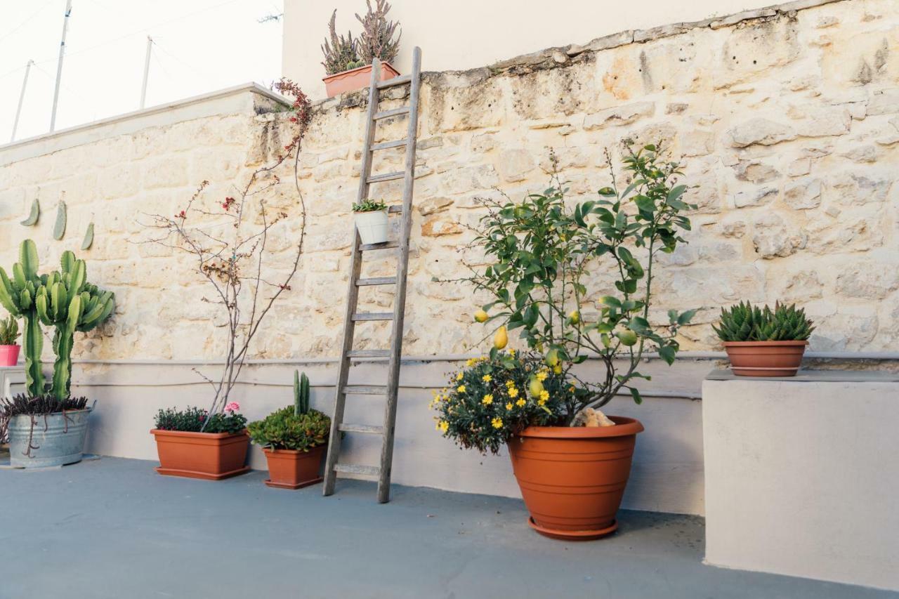 Casa Romito Acomodação com café da manhã Trani Exterior foto
